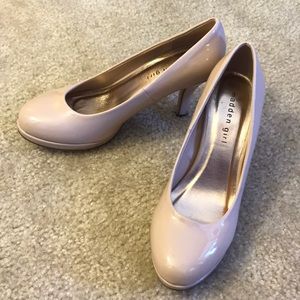Madden Girl Nude pumps